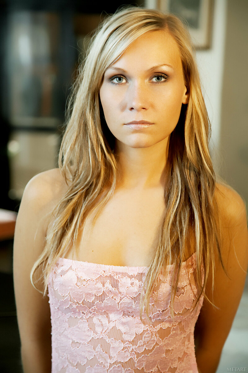 Рено, 21 год, 1 размер груди